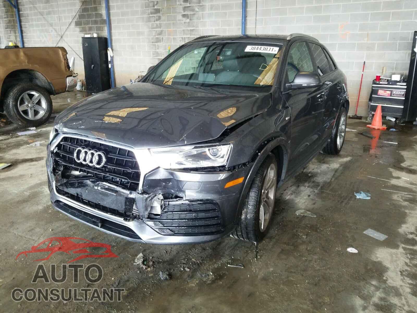 AUDI Q3 2018 - WA1BCCFS1JR014152