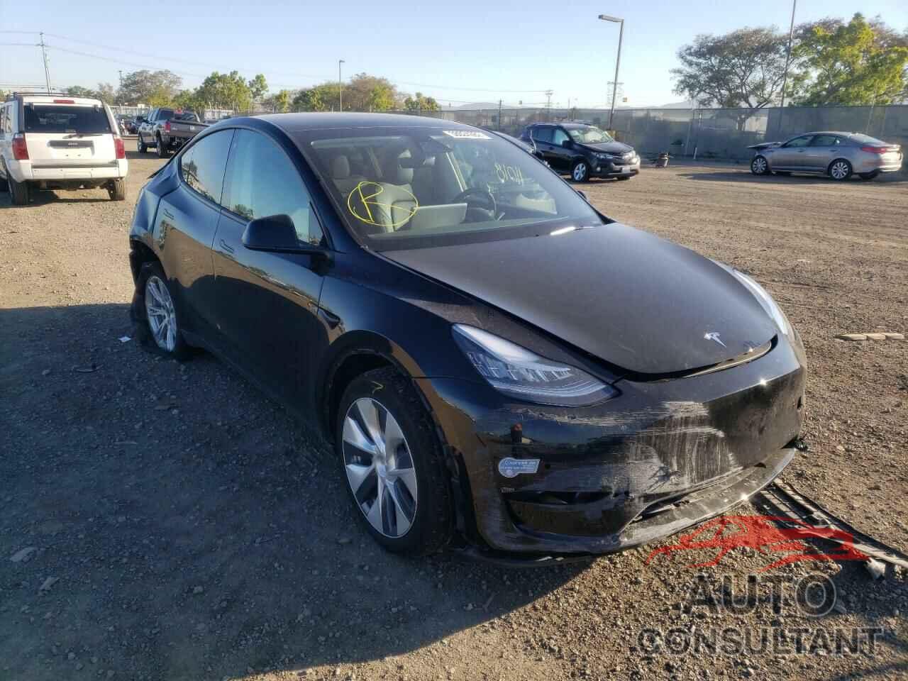 TESLA MODEL Y 2021 - 5YJYGDEE2MF276309