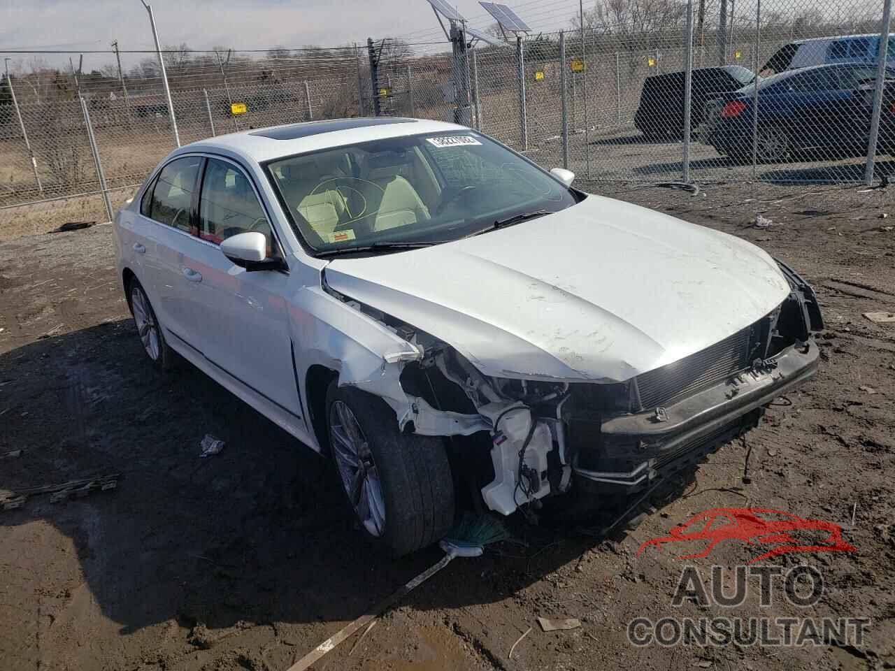 VOLKSWAGEN PASSAT 2017 - 1VWGT7A39HC023940