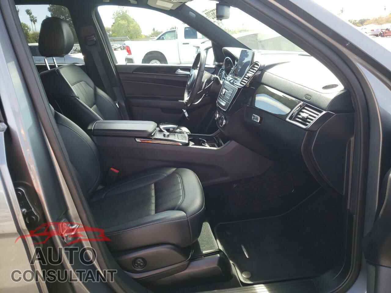 MERCEDES-BENZ GLS-CLASS 2018 - 4JGDF6EE8JB070547