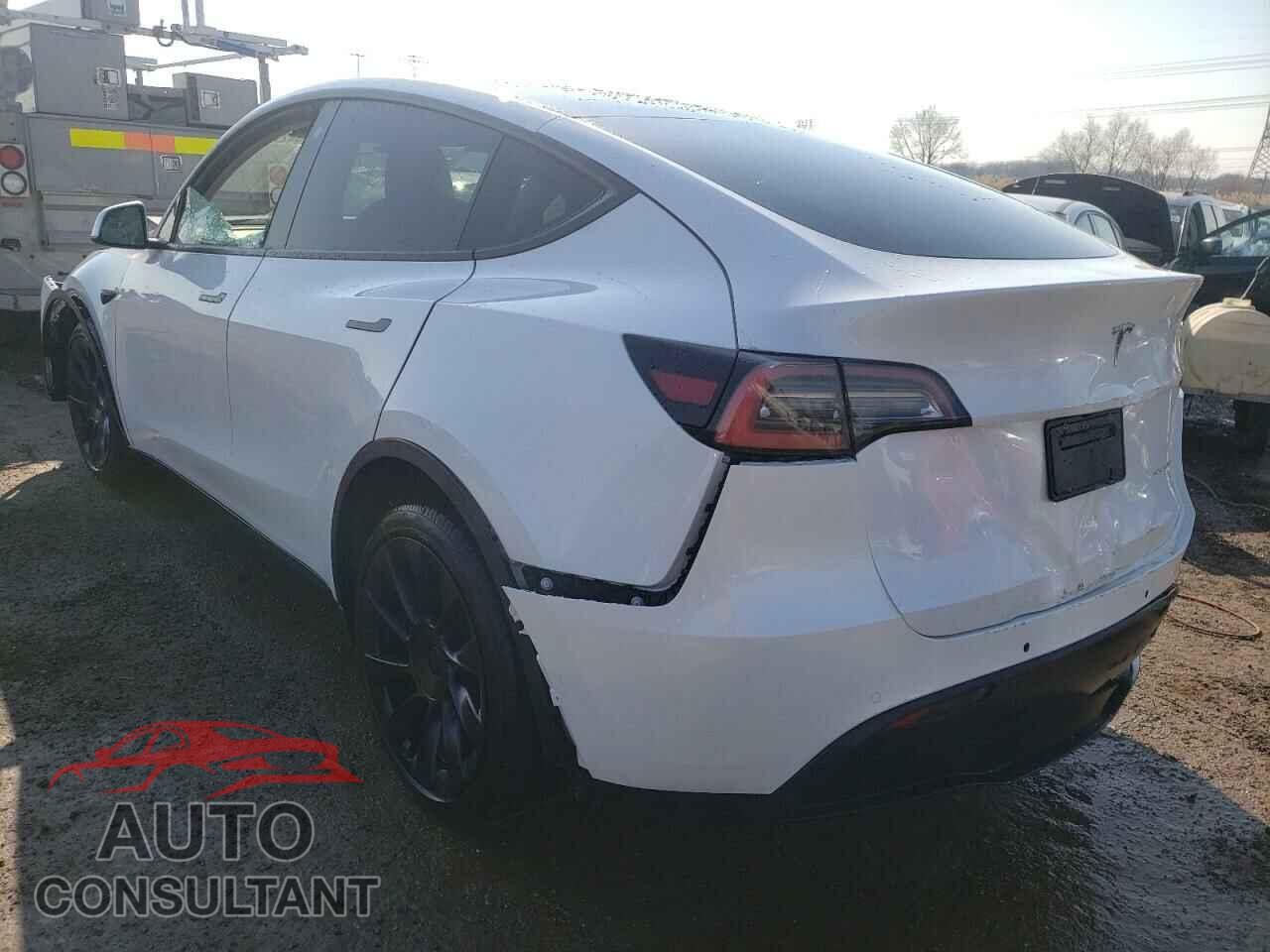 TESLA MODEL Y 2021 - 5YJYGDEE3MF100286