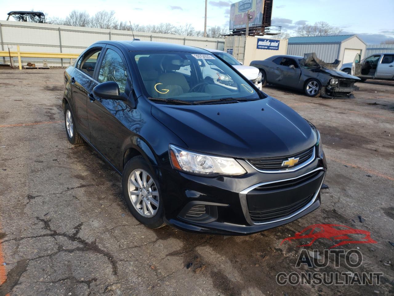 CHEVROLET SONIC 2018 - 1G1JD5SH5J4139875