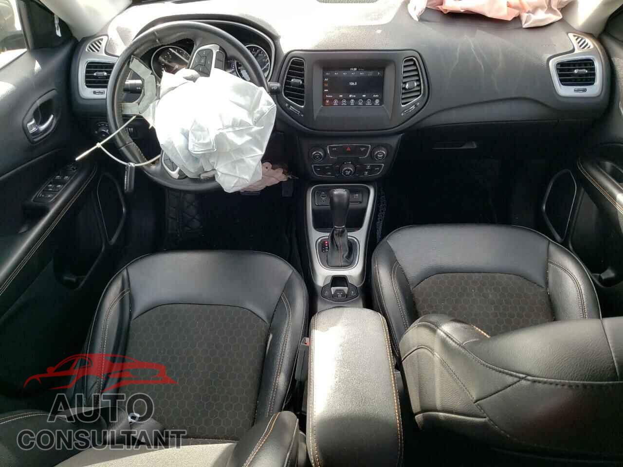 JEEP COMPASS 2020 - 3C4NJCBB2LT150976