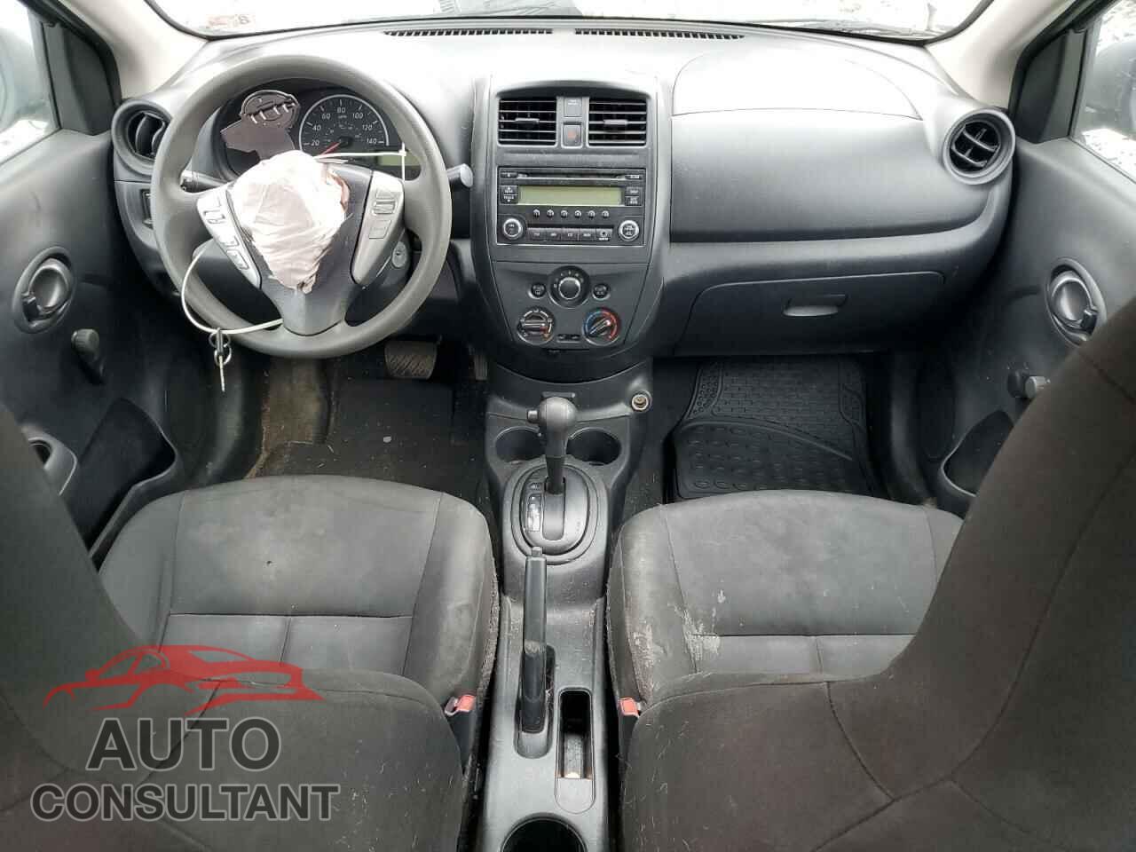 NISSAN VERSA 2017 - 3N1CN7AP3HL906583