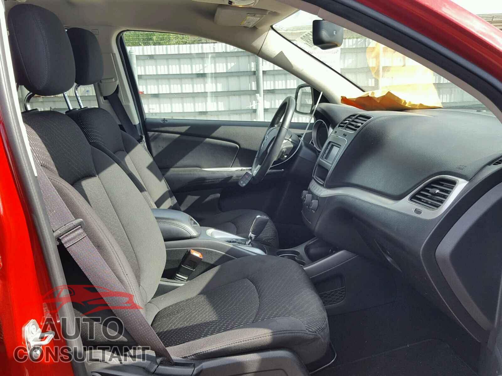 DODGE JOURNEY 2015 - 3C4PDCBBXFT588326