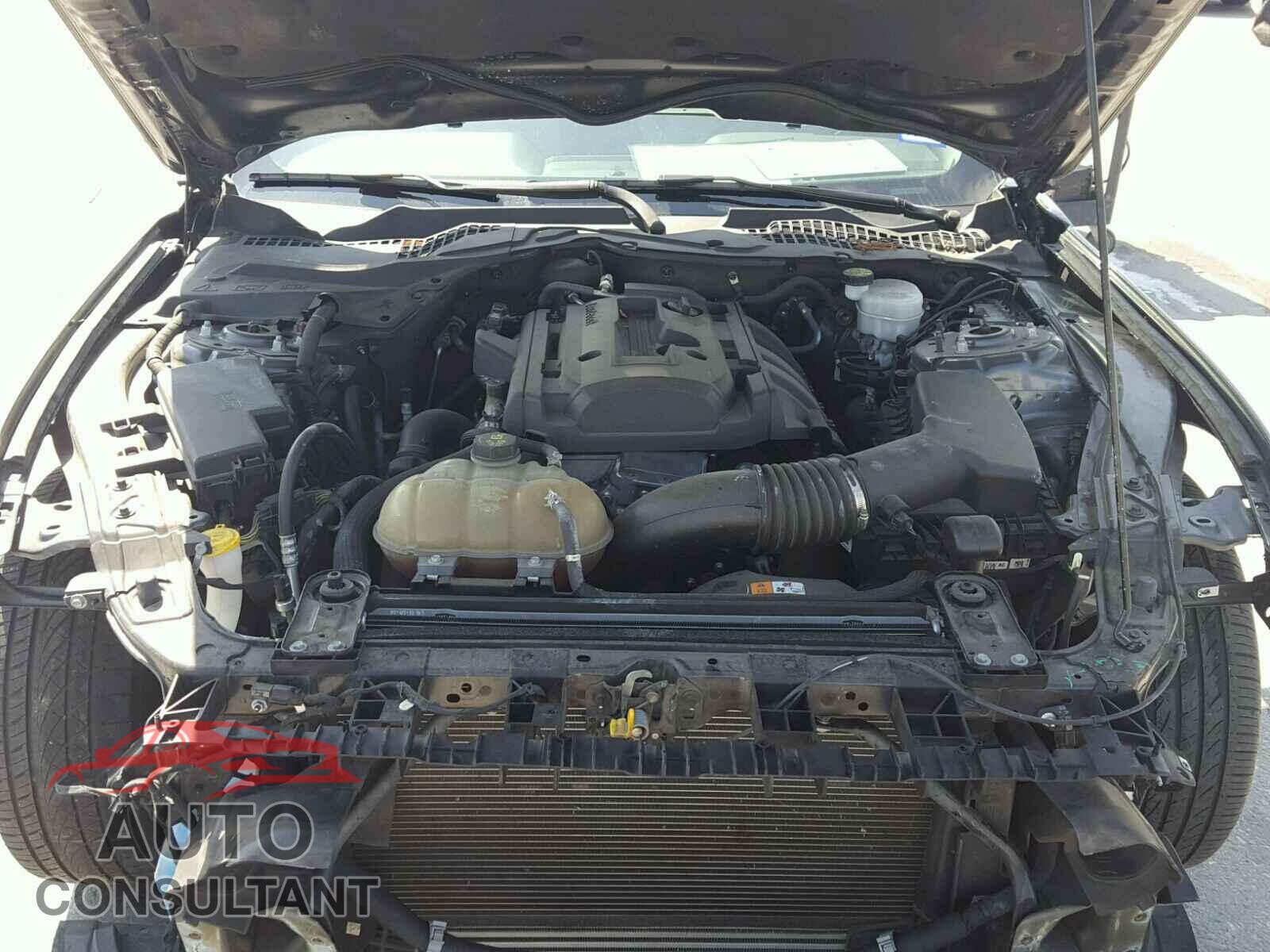 FORD MUSTANG 2015 - 1FA6P8TH8F5329567