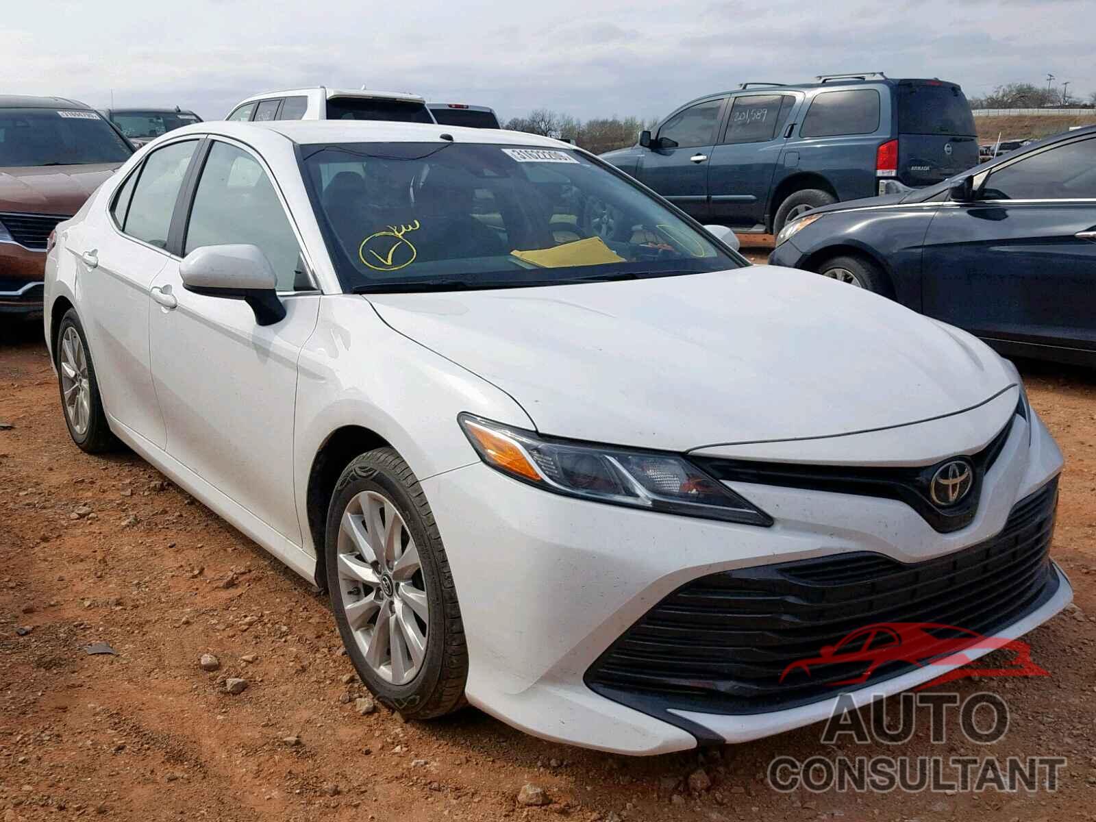 TOYOTA CAMRY 2018 - 3VW2B7AJ2JM232128