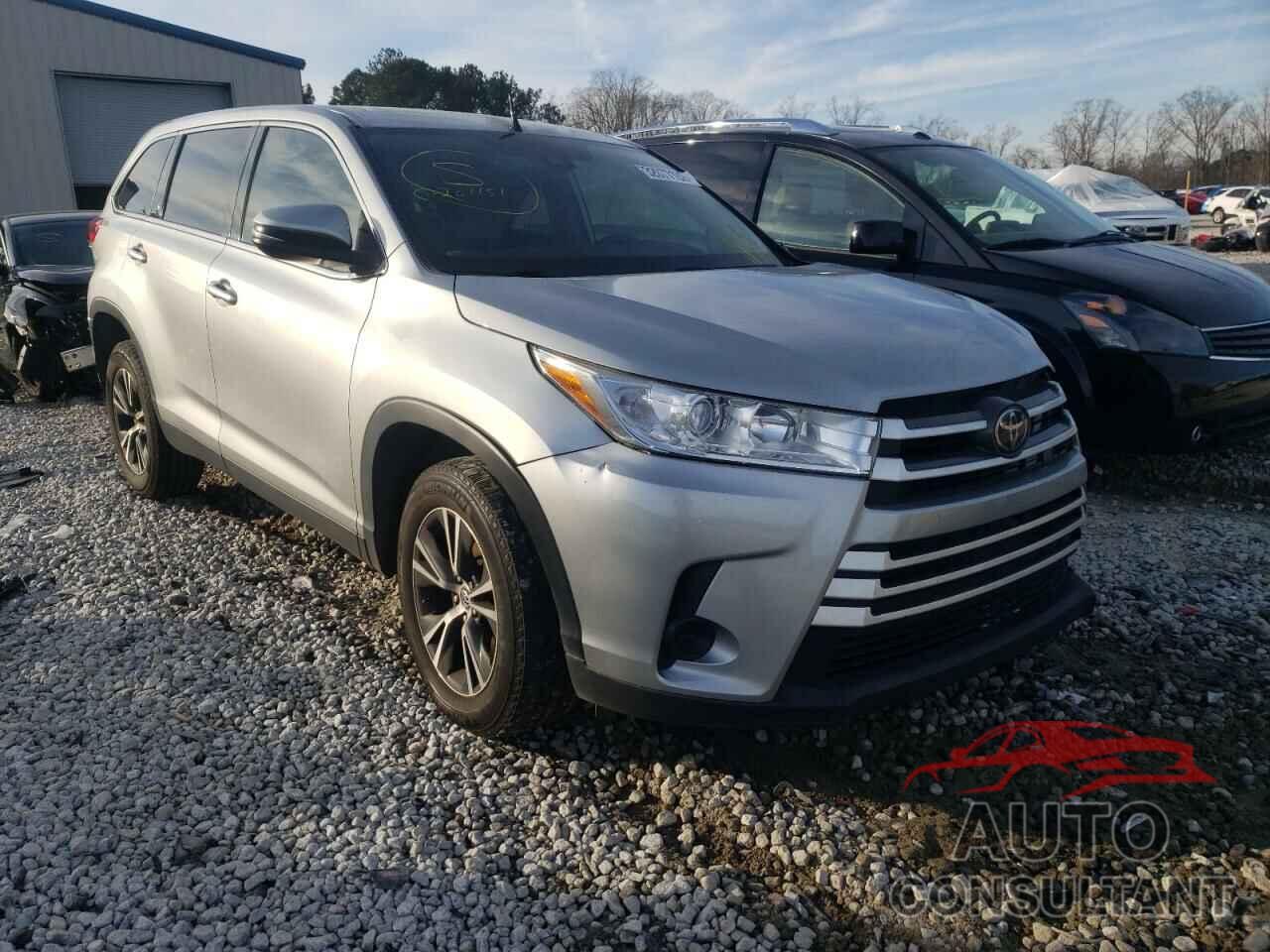 TOYOTA HIGHLANDER 2019 - 5TDZARFHXKS046733
