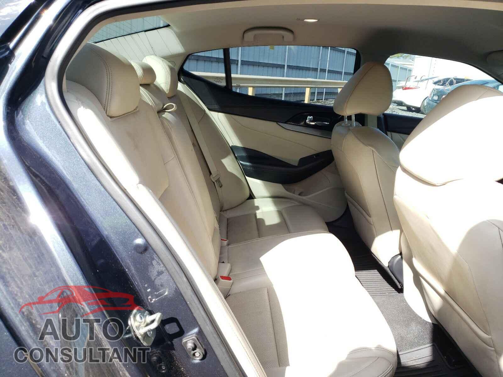 NISSAN MAXIMA 2017 - 1N4AA6AP1HC395953