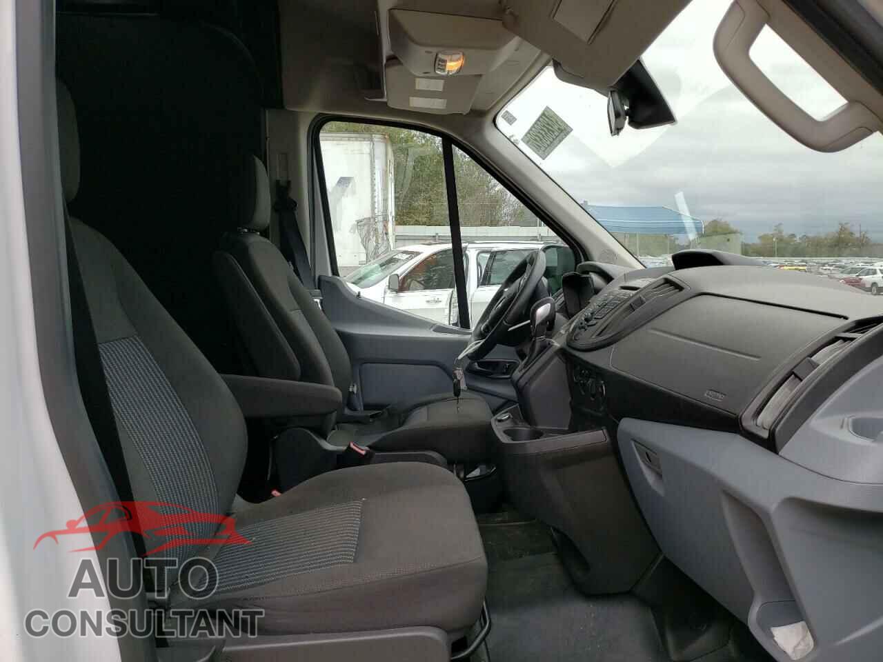 FORD TRANSIT CO 2019 - 1FTYR2CM0KKB07530