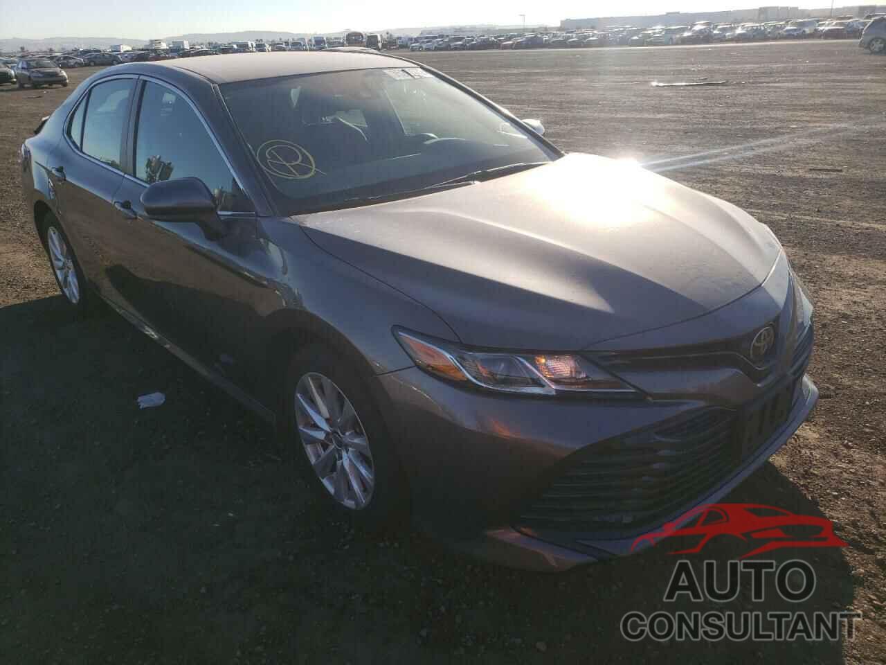 TOYOTA CAMRY 2019 - 4T1B11HK8KU174181
