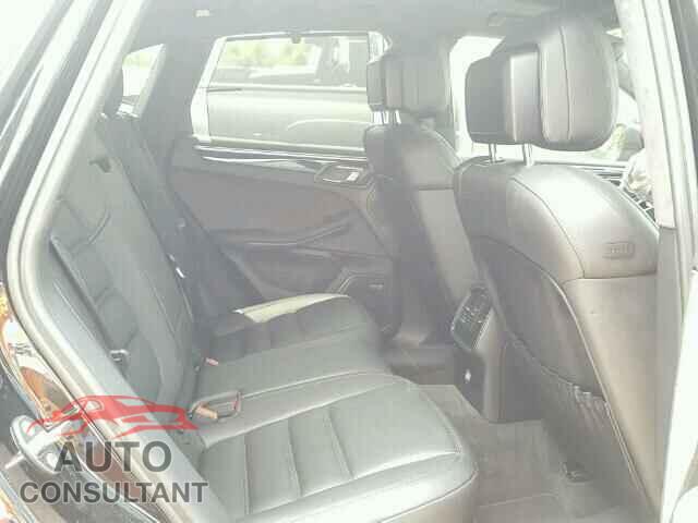 PORSCHE MACAN 2016 - WP1AF2A57GLB90699