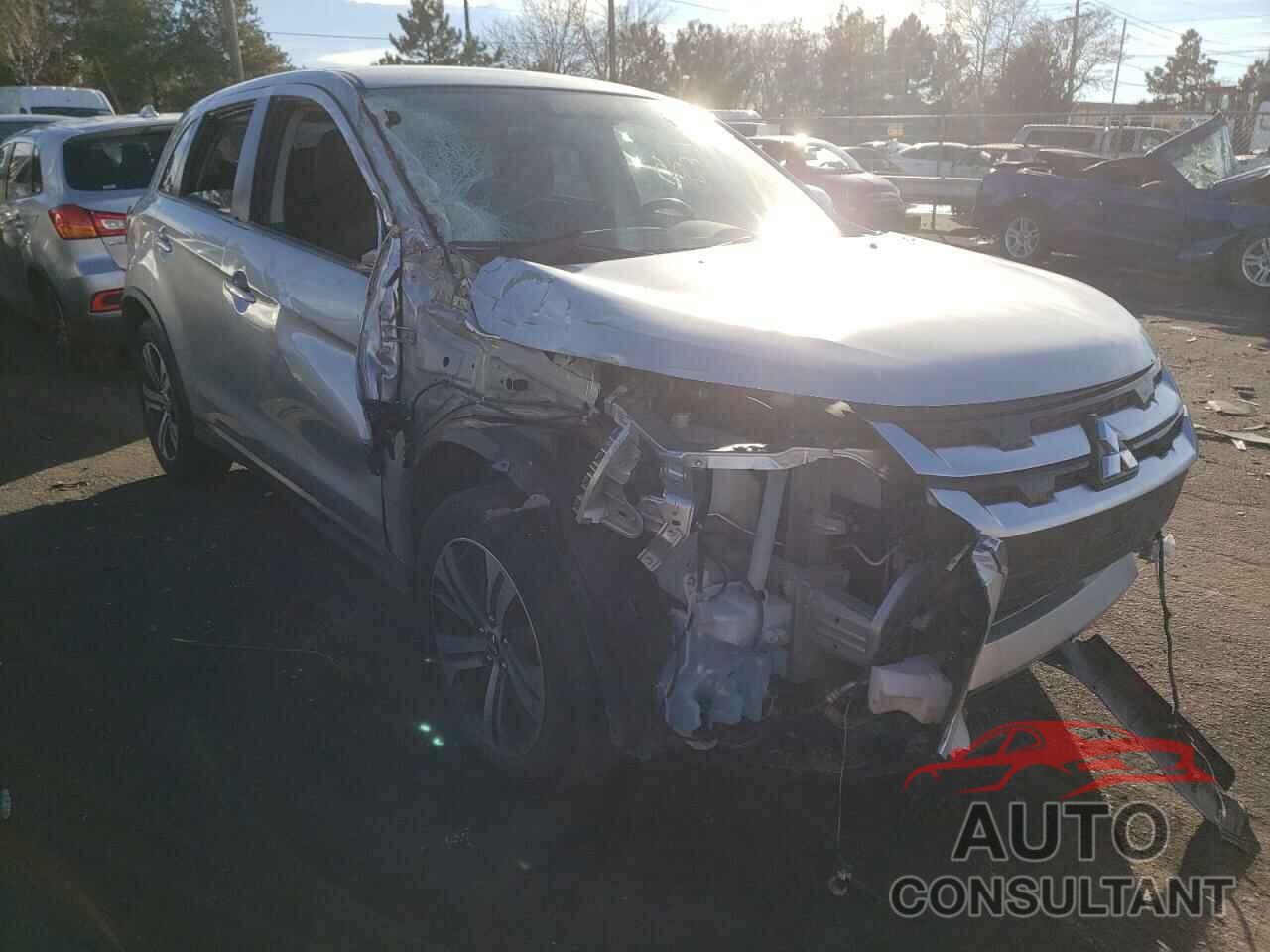 MITSUBISHI OUTLANDER 2021 - JA4ARUAU3MU013577