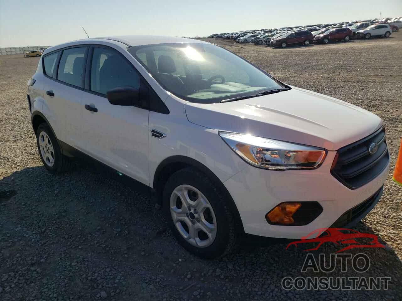 FORD ESCAPE 2017 - 1FMCU0F70HUB85897