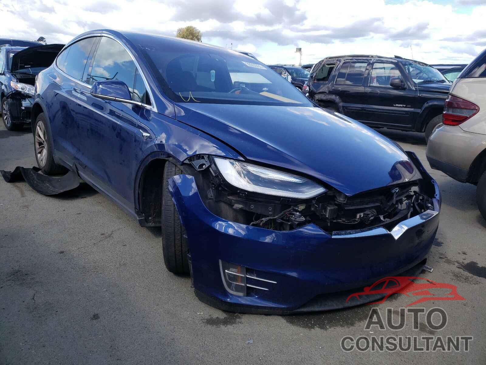 TESLA MODEL X 2016 - 5YJXCAE26GF025549