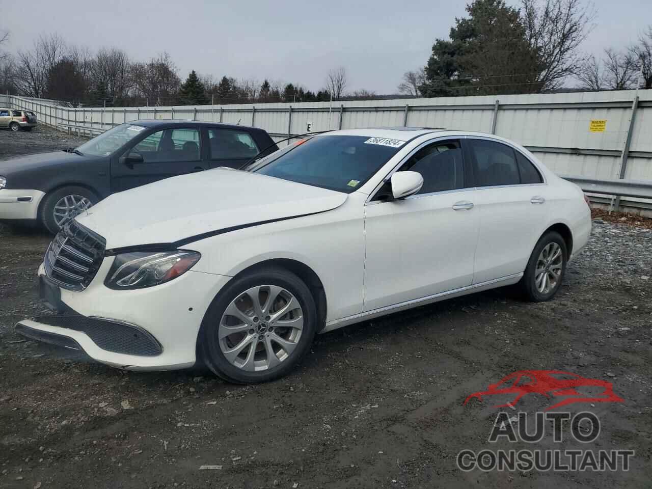 MERCEDES-BENZ E-CLASS 2018 - WDDZF4KB8JA377317