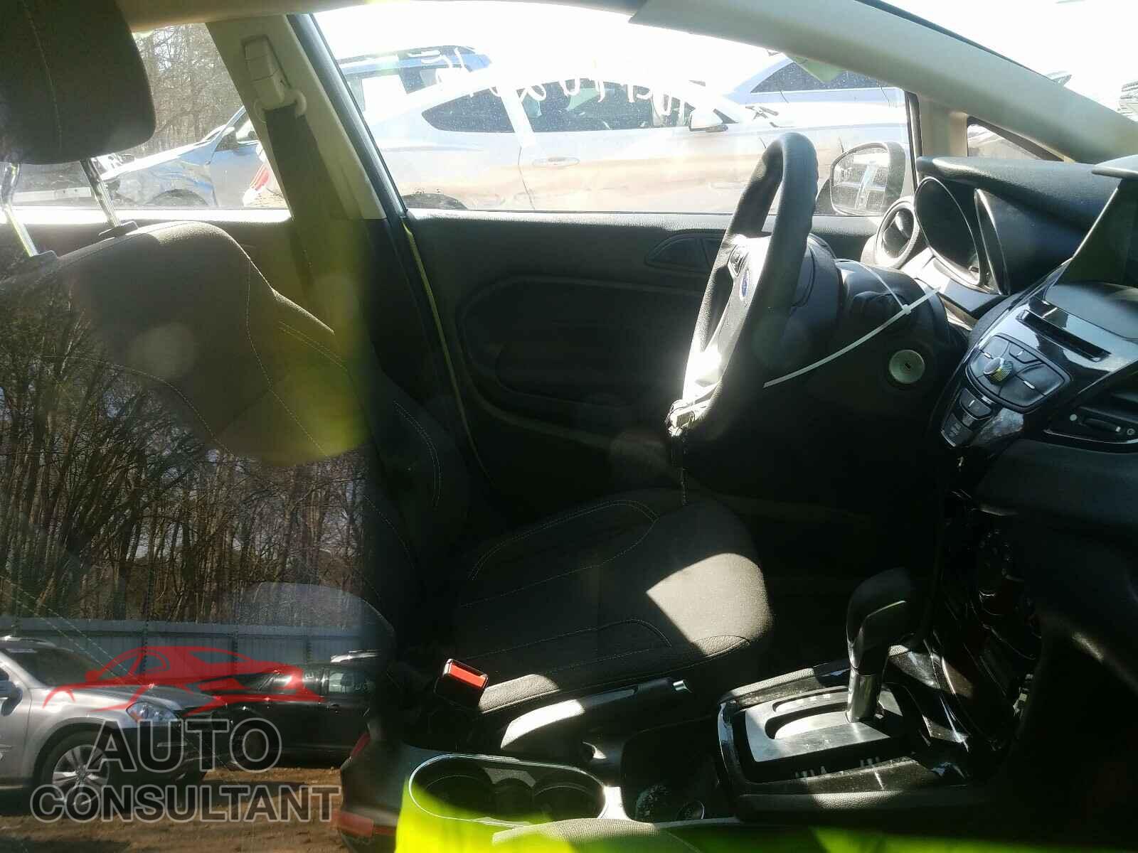 FORD FIESTA 2019 - 3FADP4BJ1KM130546