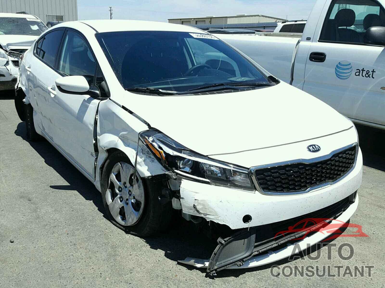KIA FORTE 2017 - 3KPFK4A78HE102754