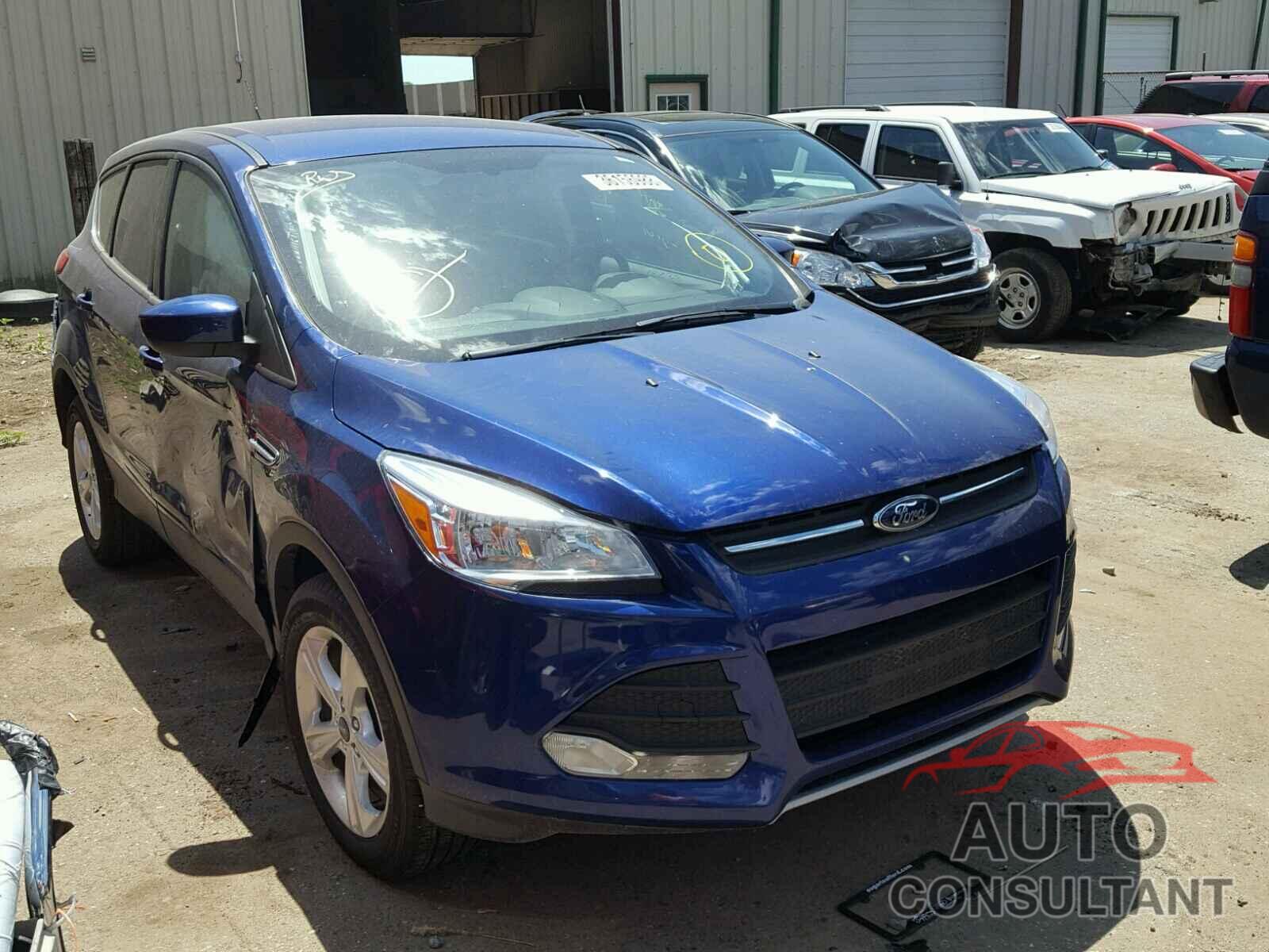 FORD ESCAPE 2015 - 1FMCU0GX4FUA82056