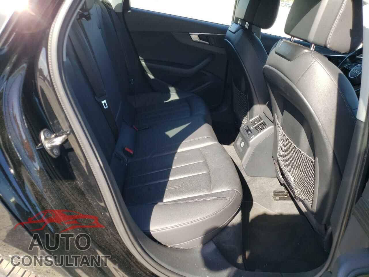 AUDI A4 2018 - WAUKMAF47JA208334