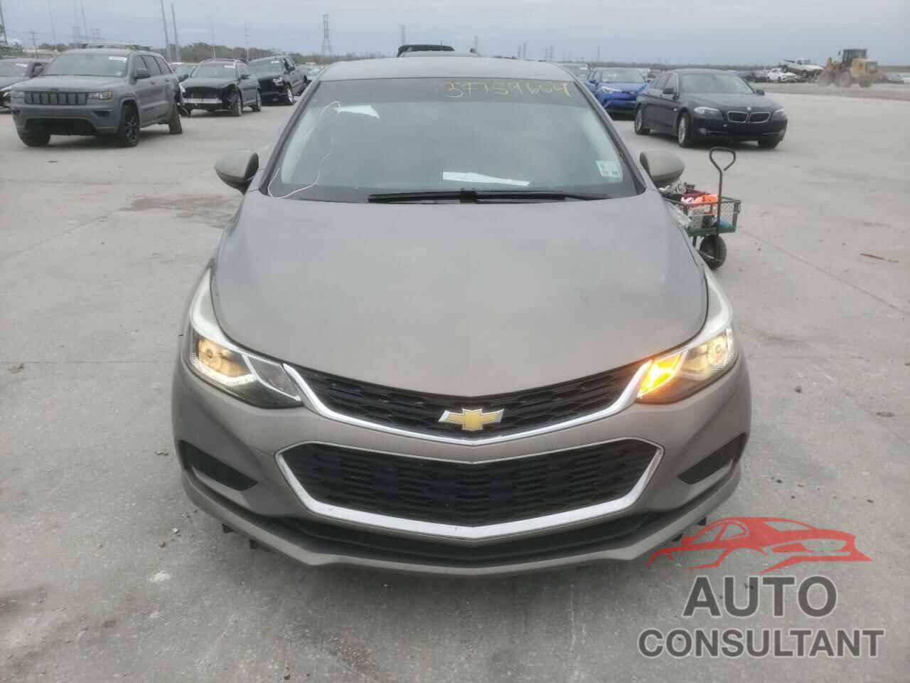 CHEVROLET CRUZE 2018 - 1G1BE5SM4J7121851