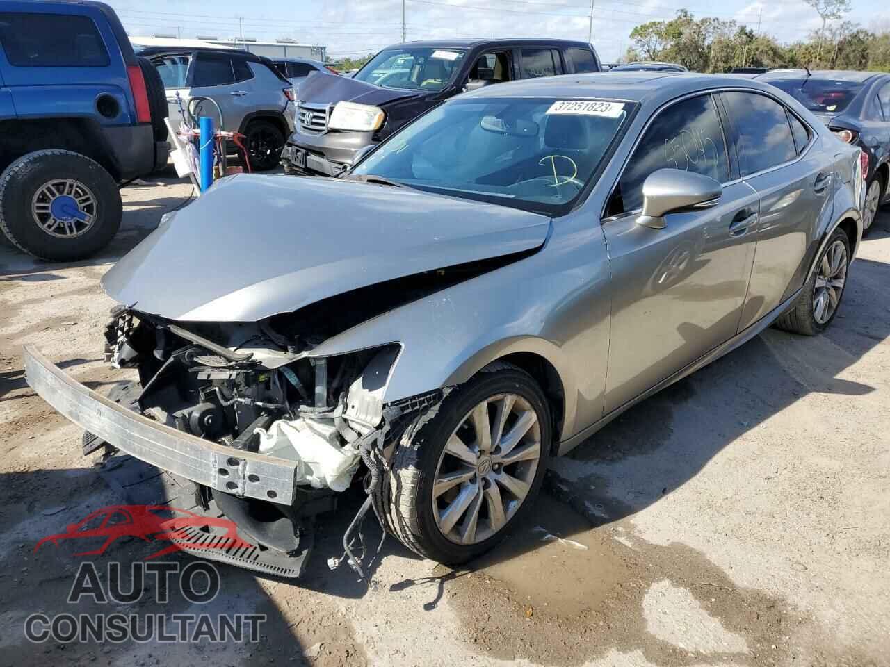 LEXUS IS 2015 - JTHBF1D21F5053213