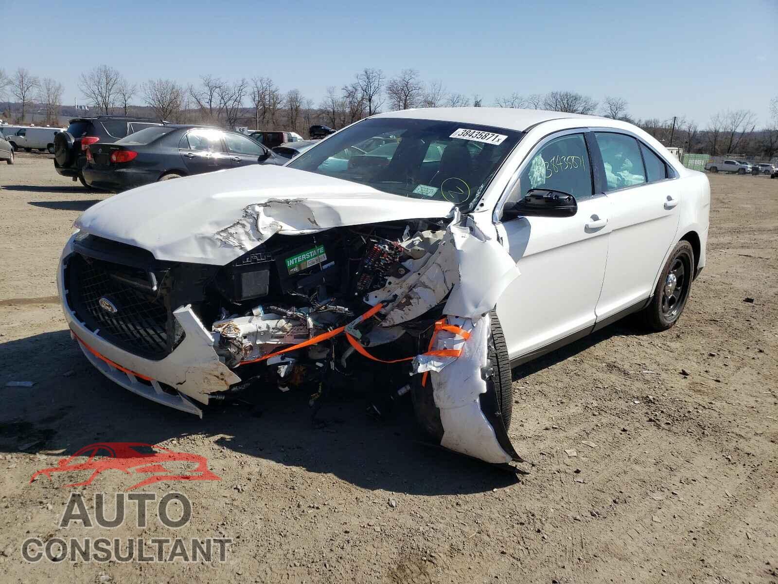 FORD TAURUS 2018 - 1FAHP2MK2JG131645
