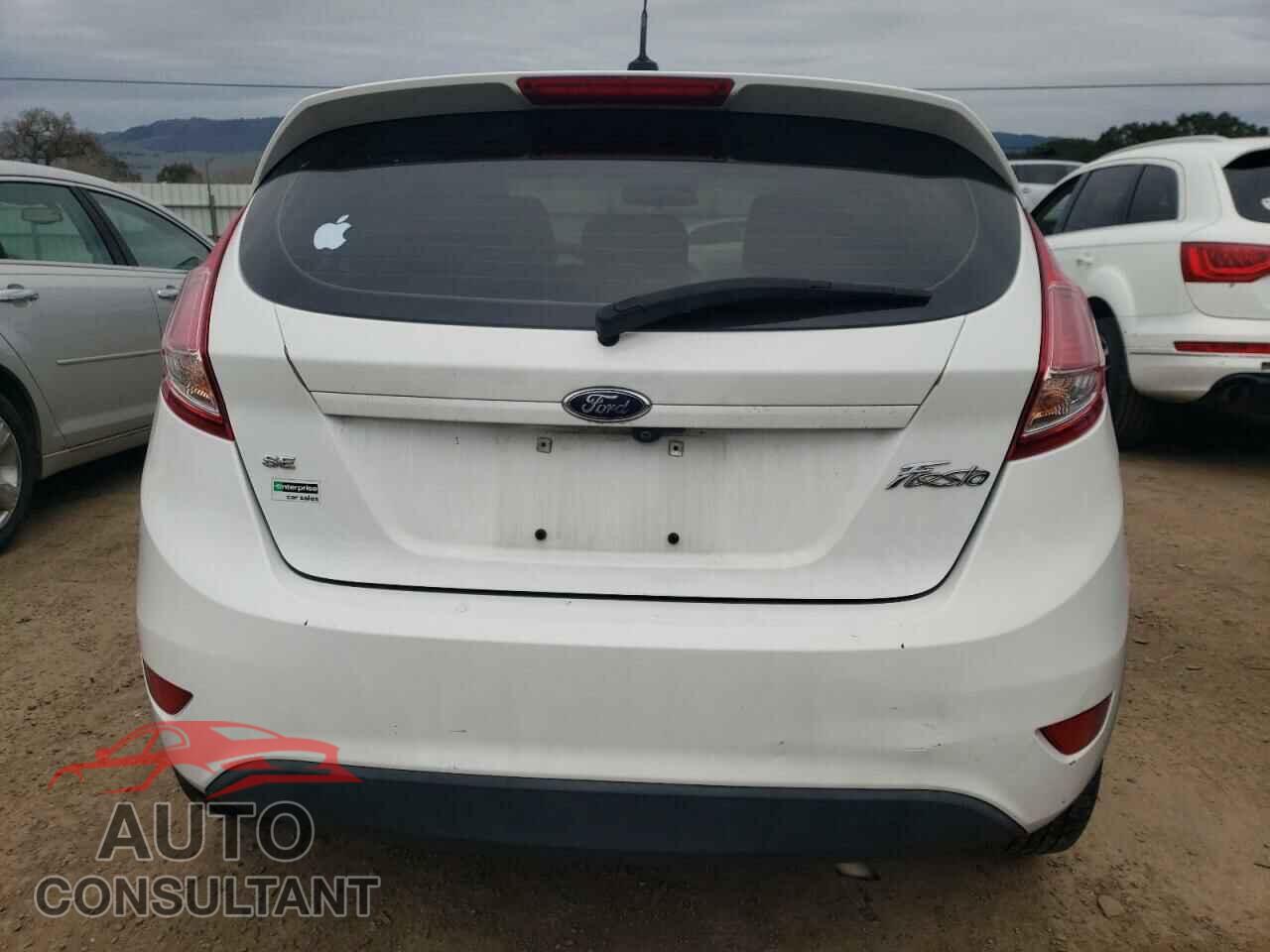 FORD FIESTA 2018 - 3FADP4EJ5JM114358