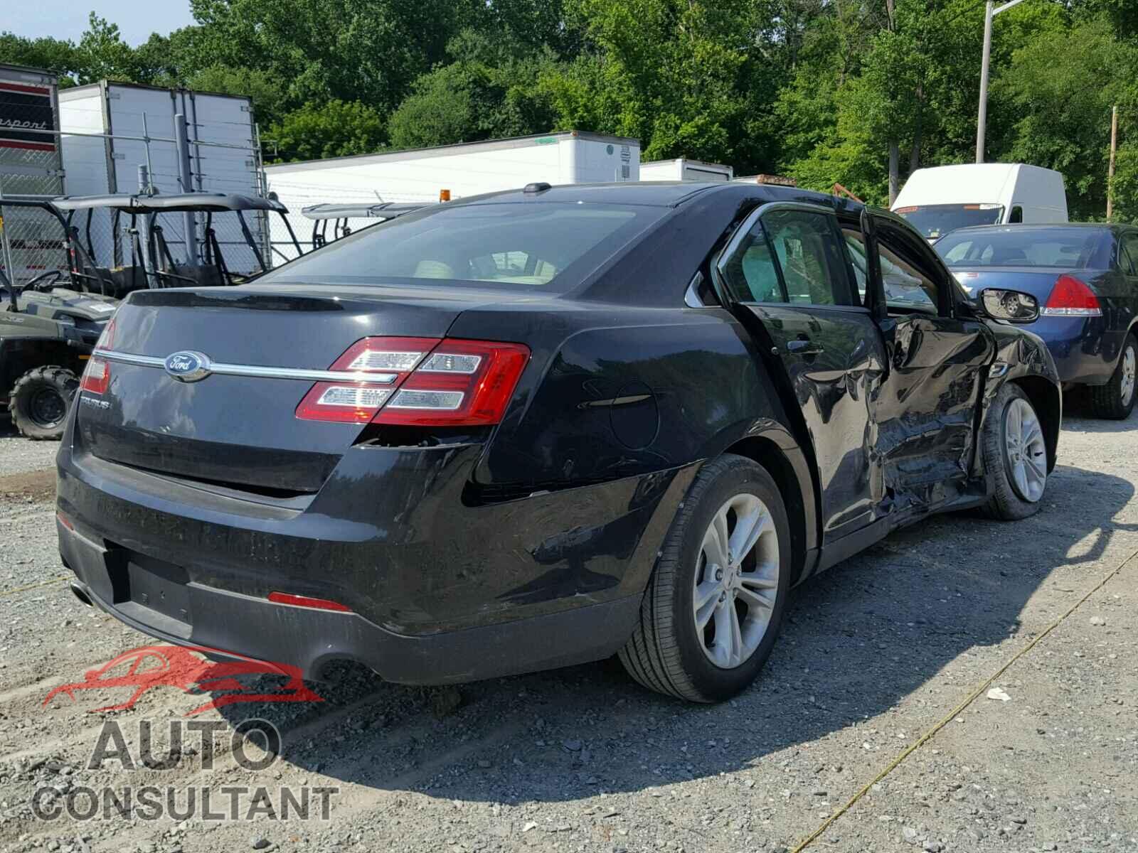 FORD TAURUS 2017 - 1FAHP2D82HG130333