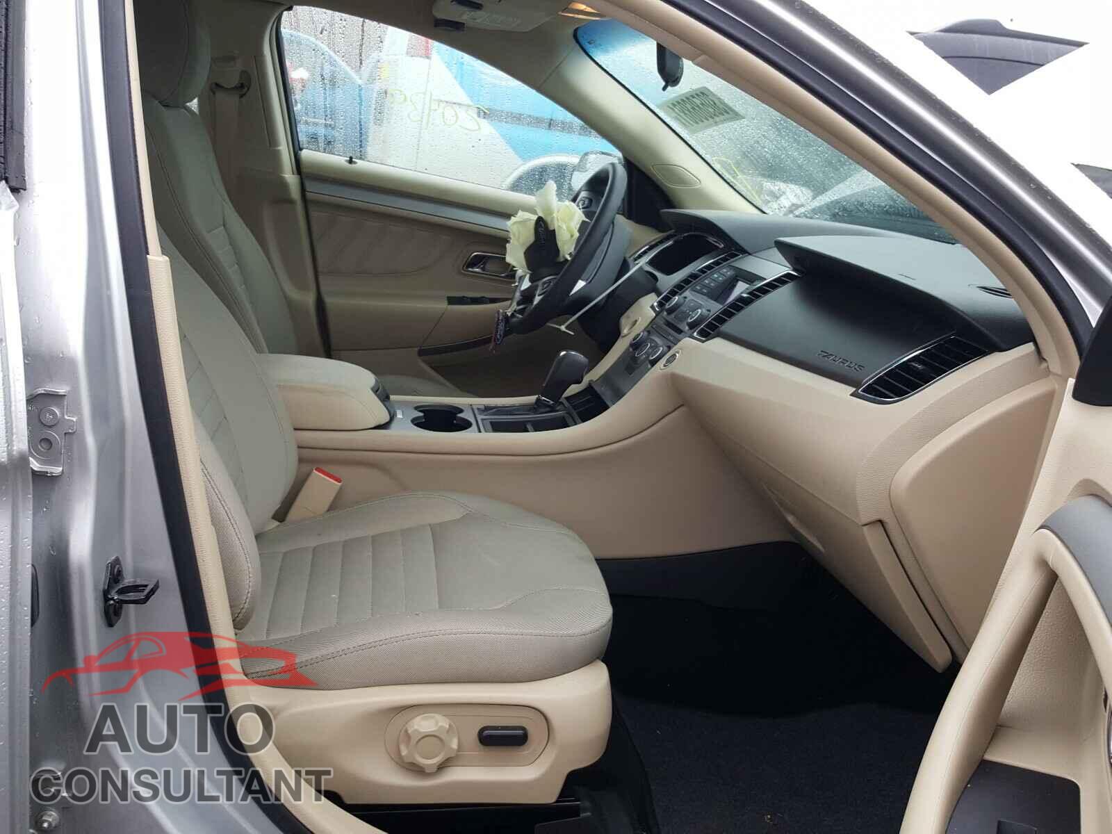 FORD TAURUS 2017 - 1FAHP2D85HG111212