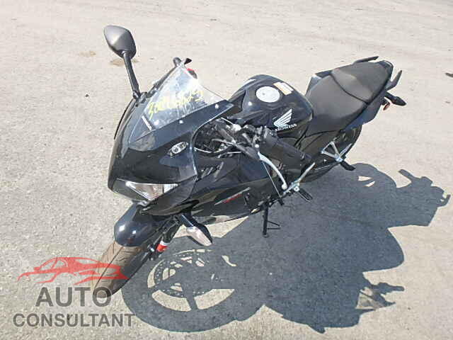 HONDA CBR CYCLE 2015 - MLHNC5108F5100252