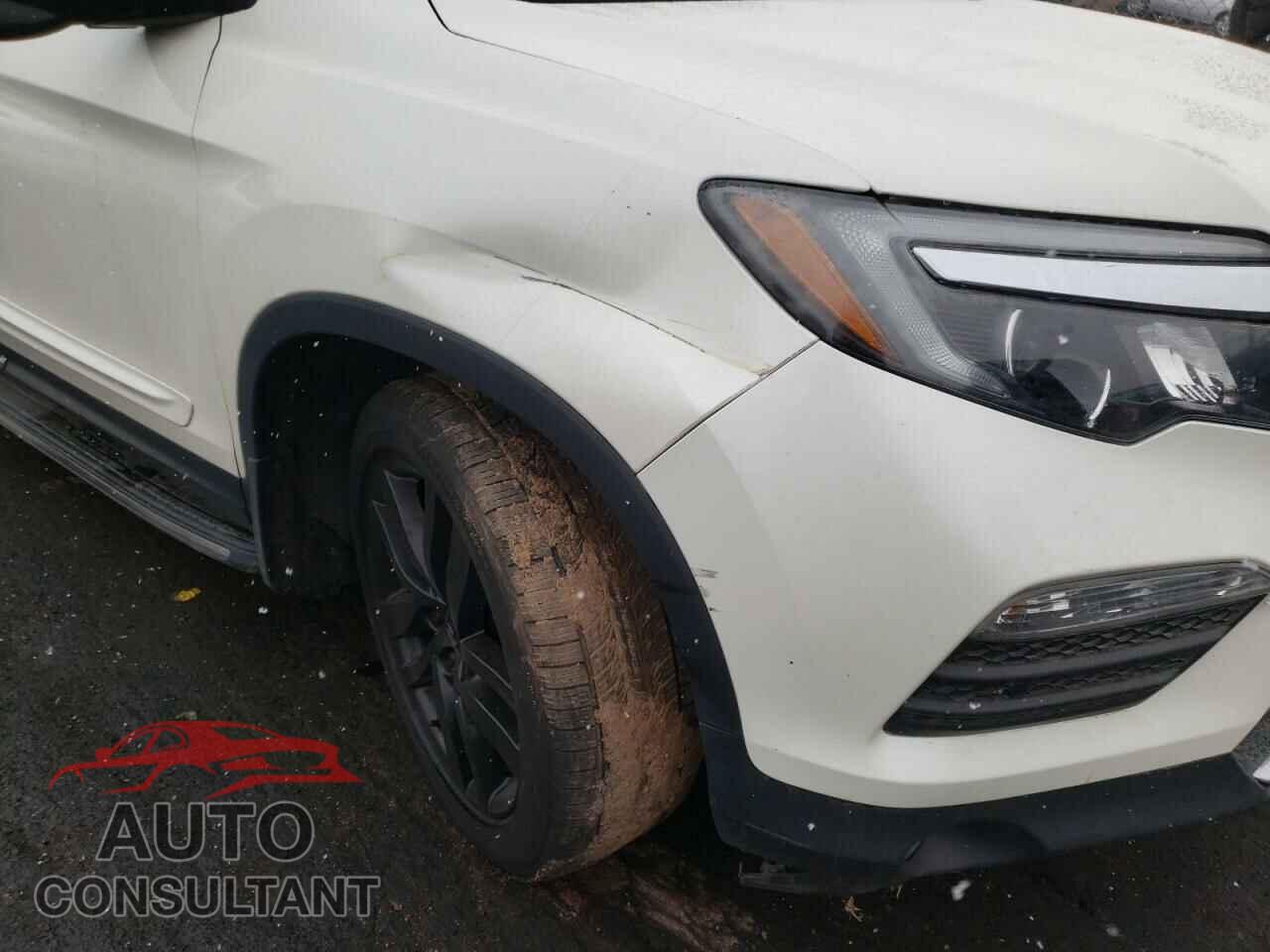 HONDA PILOT 2017 - 5FNYF6H99HB011003