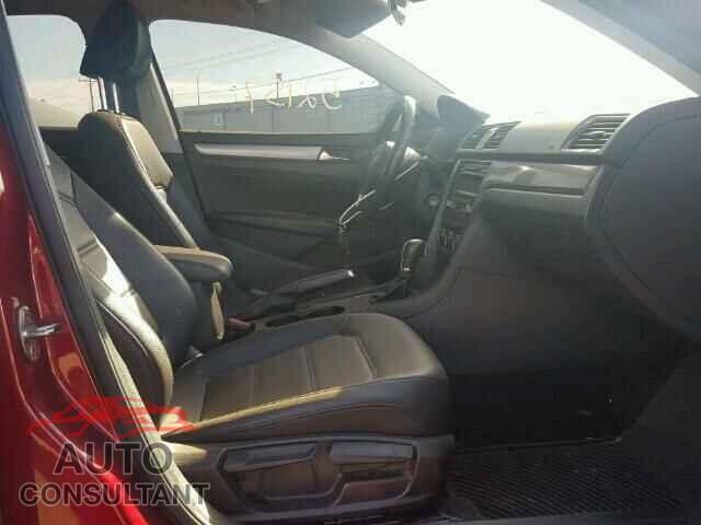 VOLKSWAGEN PASSAT 2015 - 1VWAT7A35FC043766