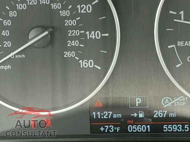 BMW 3 SERIES 2016 - WBA8E1G52GNU10966