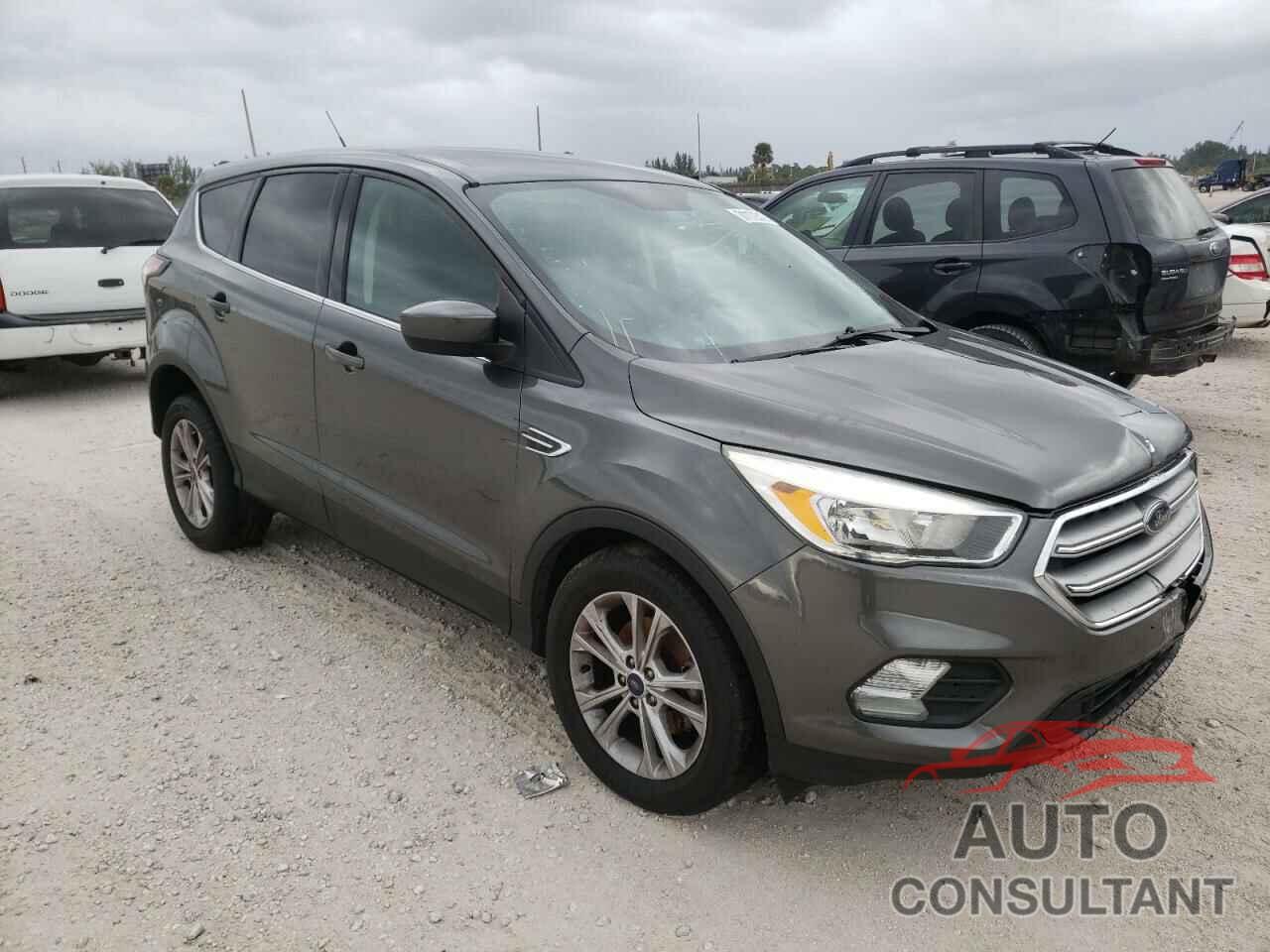 FORD ESCAPE 2017 - 1FMCU0GD2HUE57063