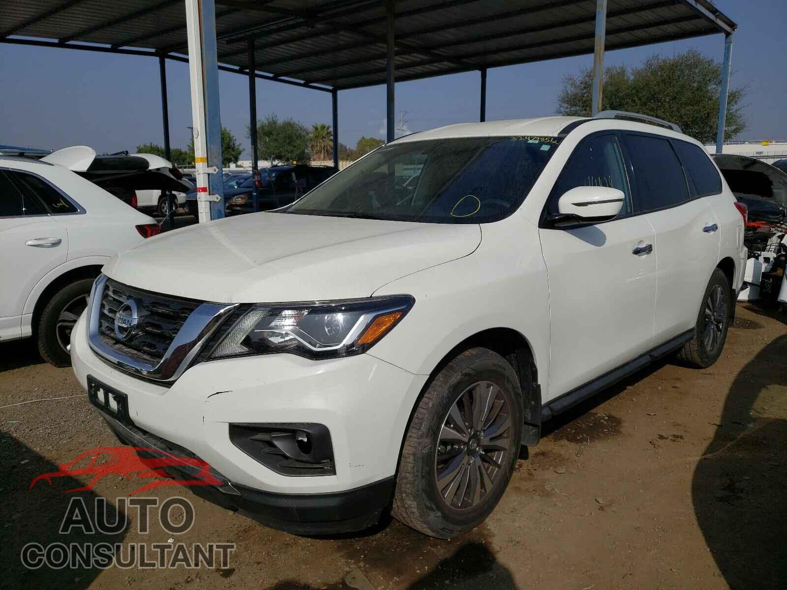 NISSAN PATHFINDER 2017 - 3N1AB7AP3KY354500
