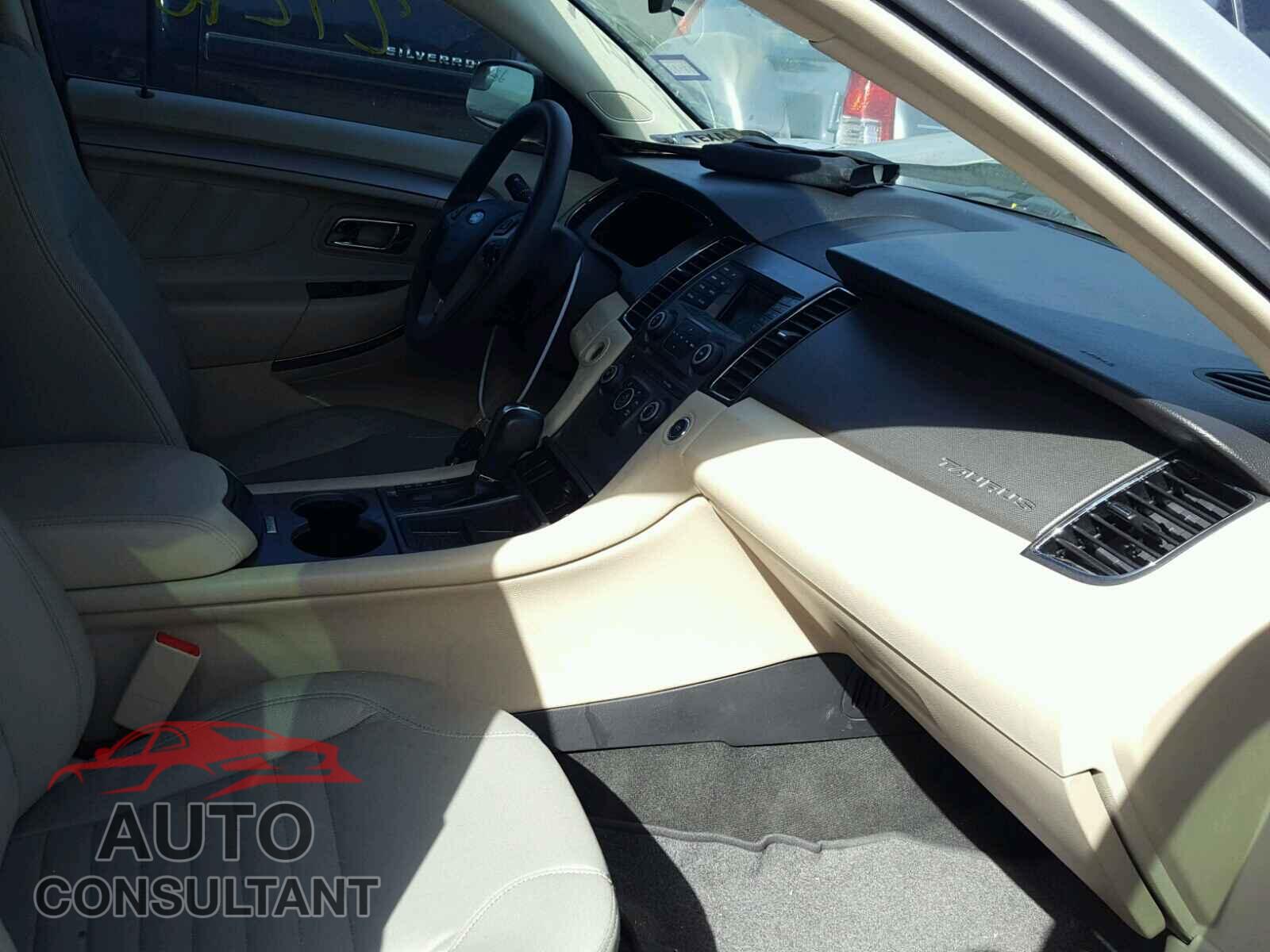 FORD TAURUS 2015 - 1FAHP2D88FG199606