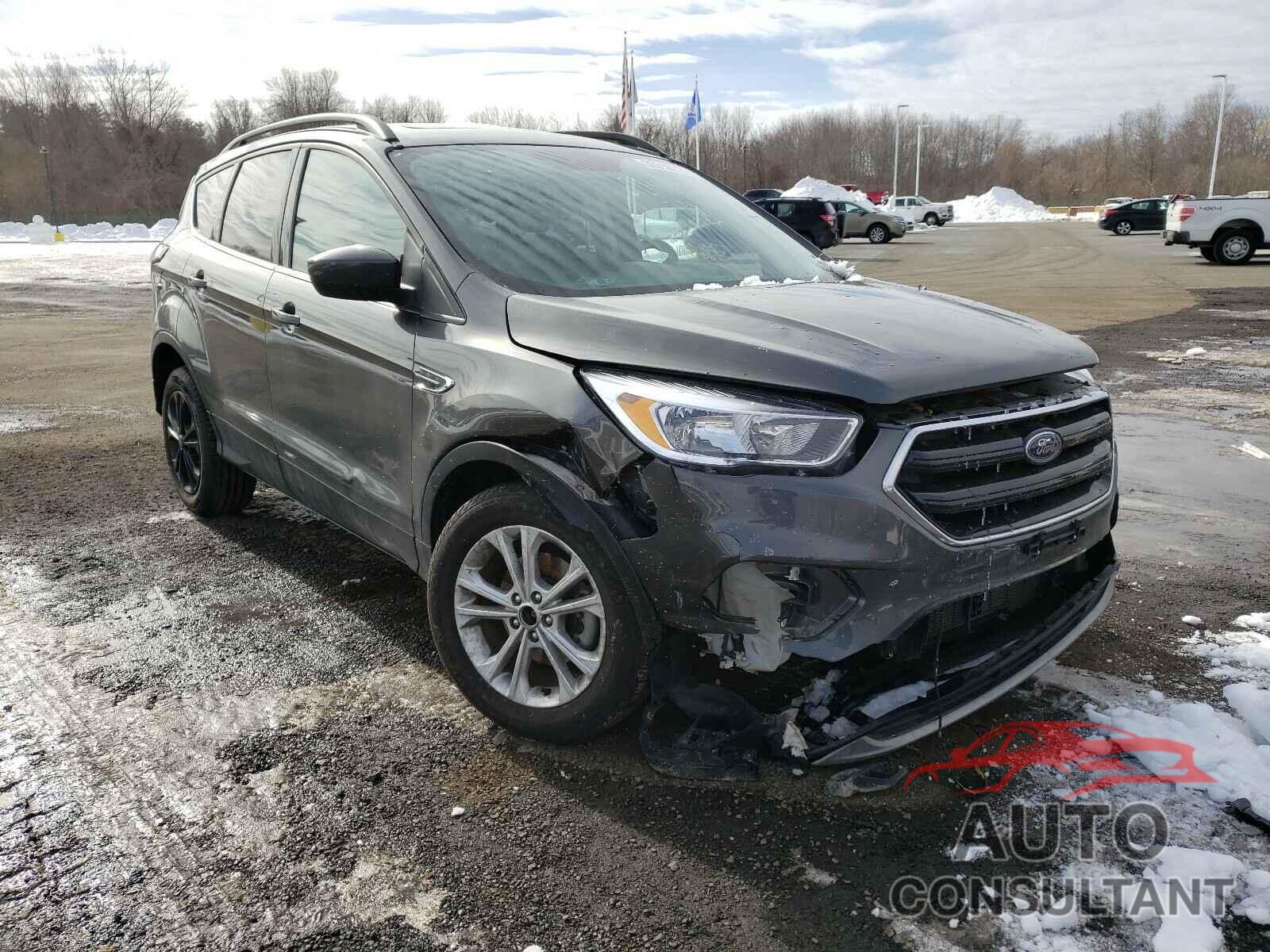 FORD ESCAPE 2018 - 1FMCU0GD7JUC36841