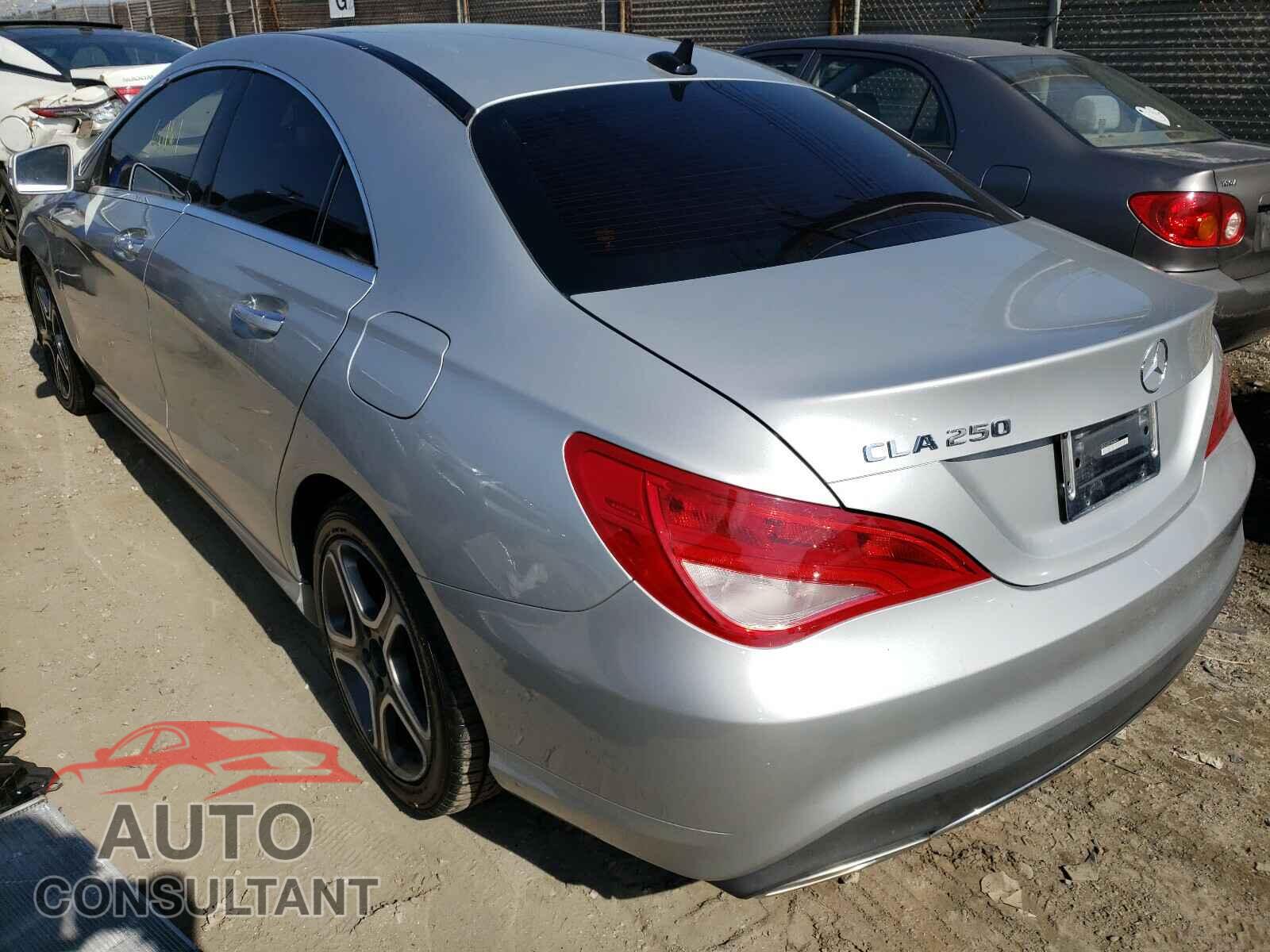 MERCEDES-BENZ C CLASS 2018 - WDDSJ4EB7JN548403