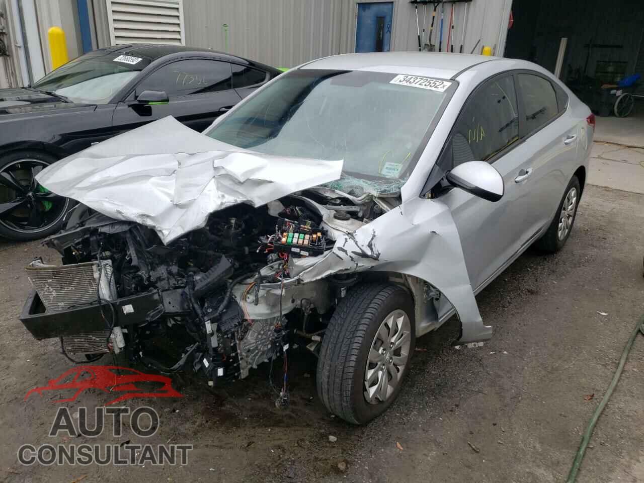 HYUNDAI ACCENT 2018 - 3KPC24A33JE018122