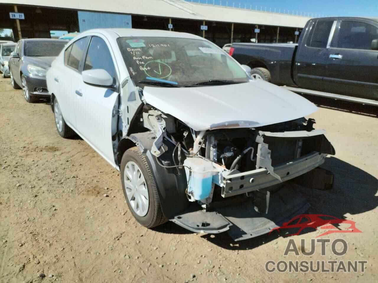NISSAN VERSA 2019 - 3N1CN7APXKL849211