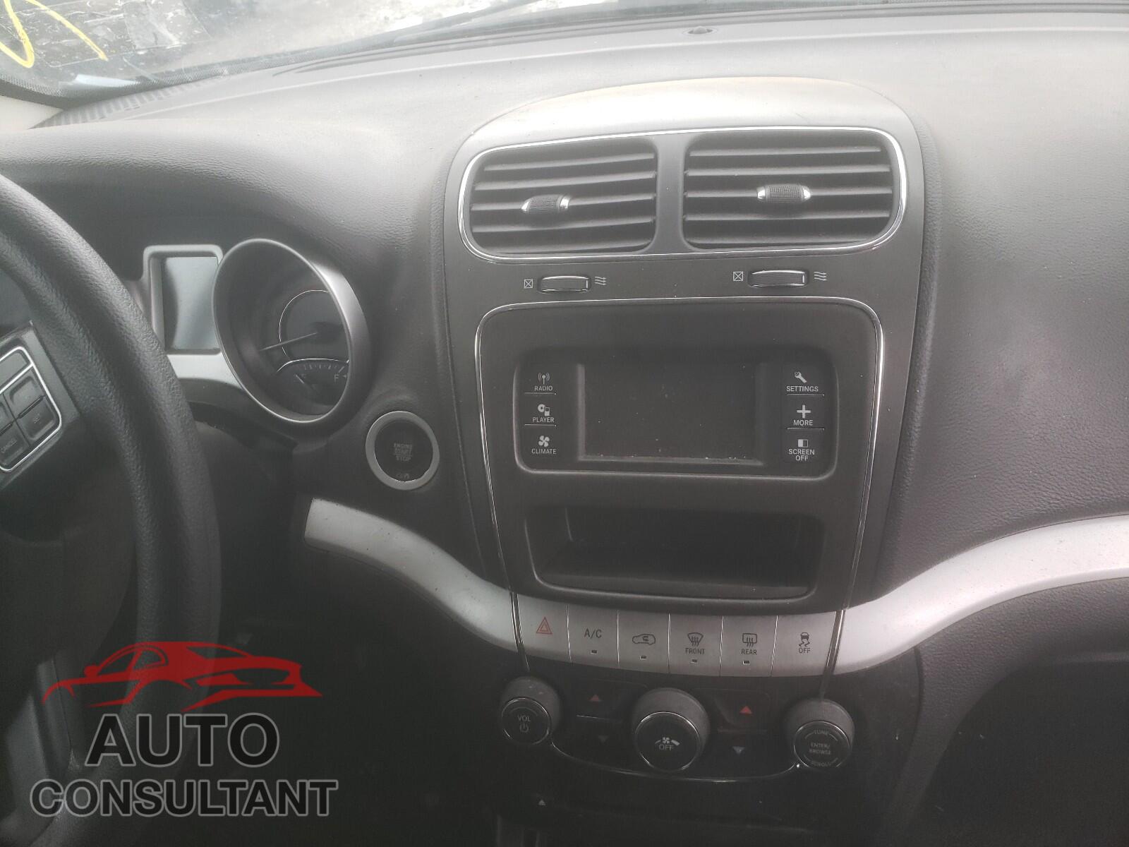 DODGE JOURNEY 2017 - 3C4PDCBBXHT562828