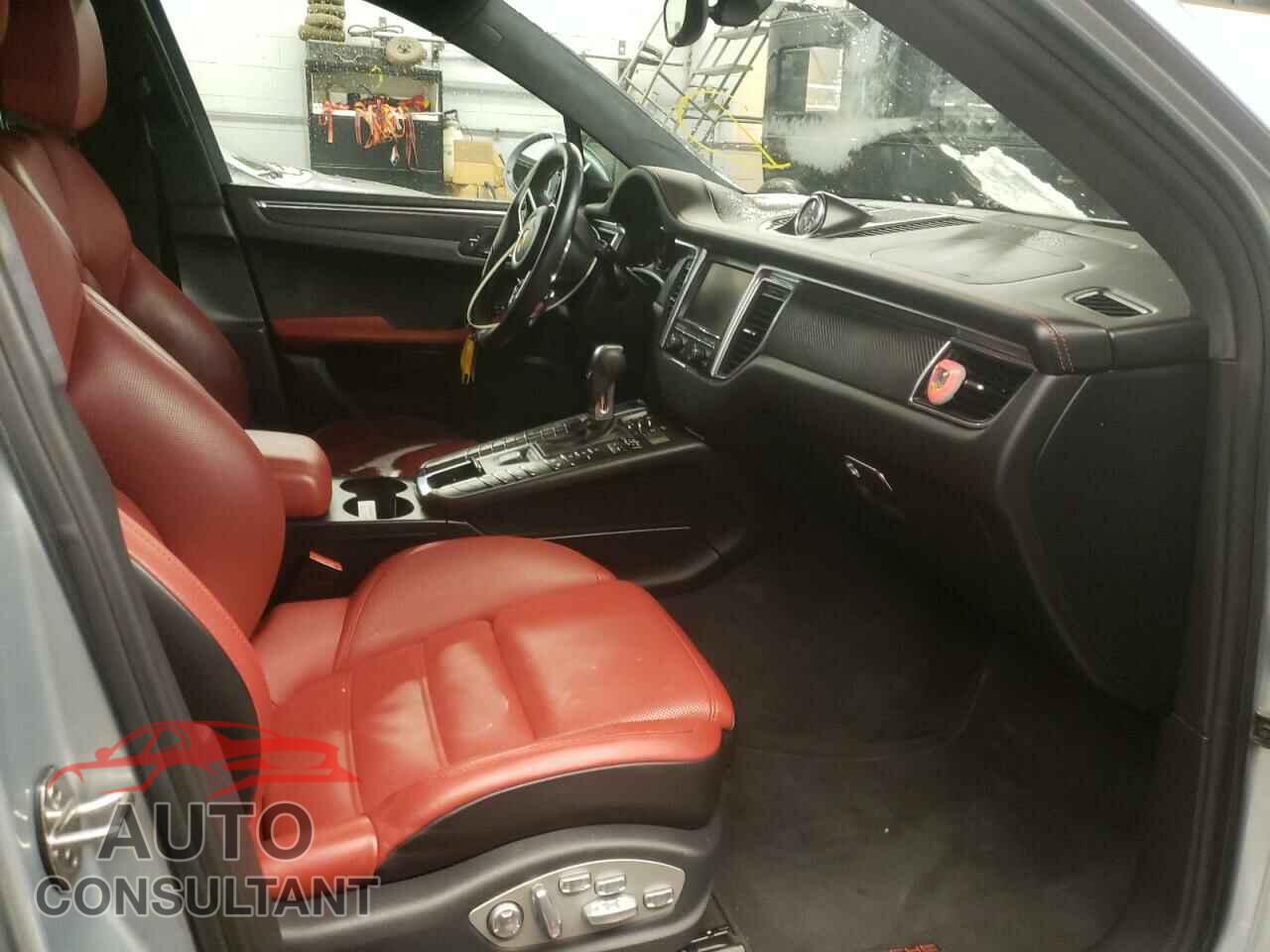PORSCHE MACAN 2016 - WP1AF2A50GLB93914
