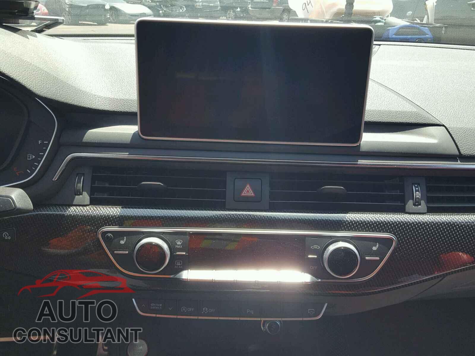 AUDI S4/RS4 2018 - WAUB4AF49JA025985