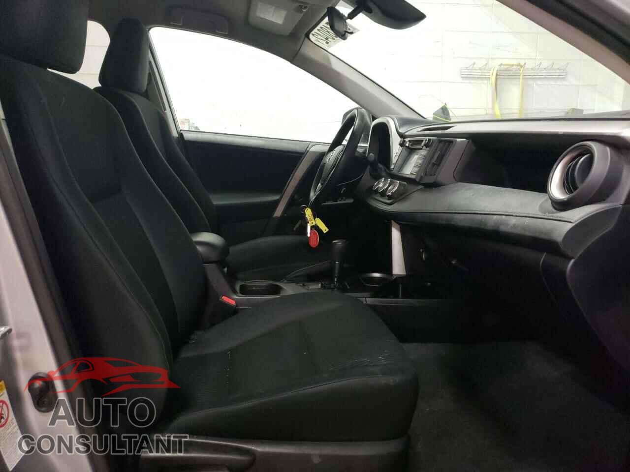 TOYOTA RAV4 2017 - 2T3BFREV8HW595364