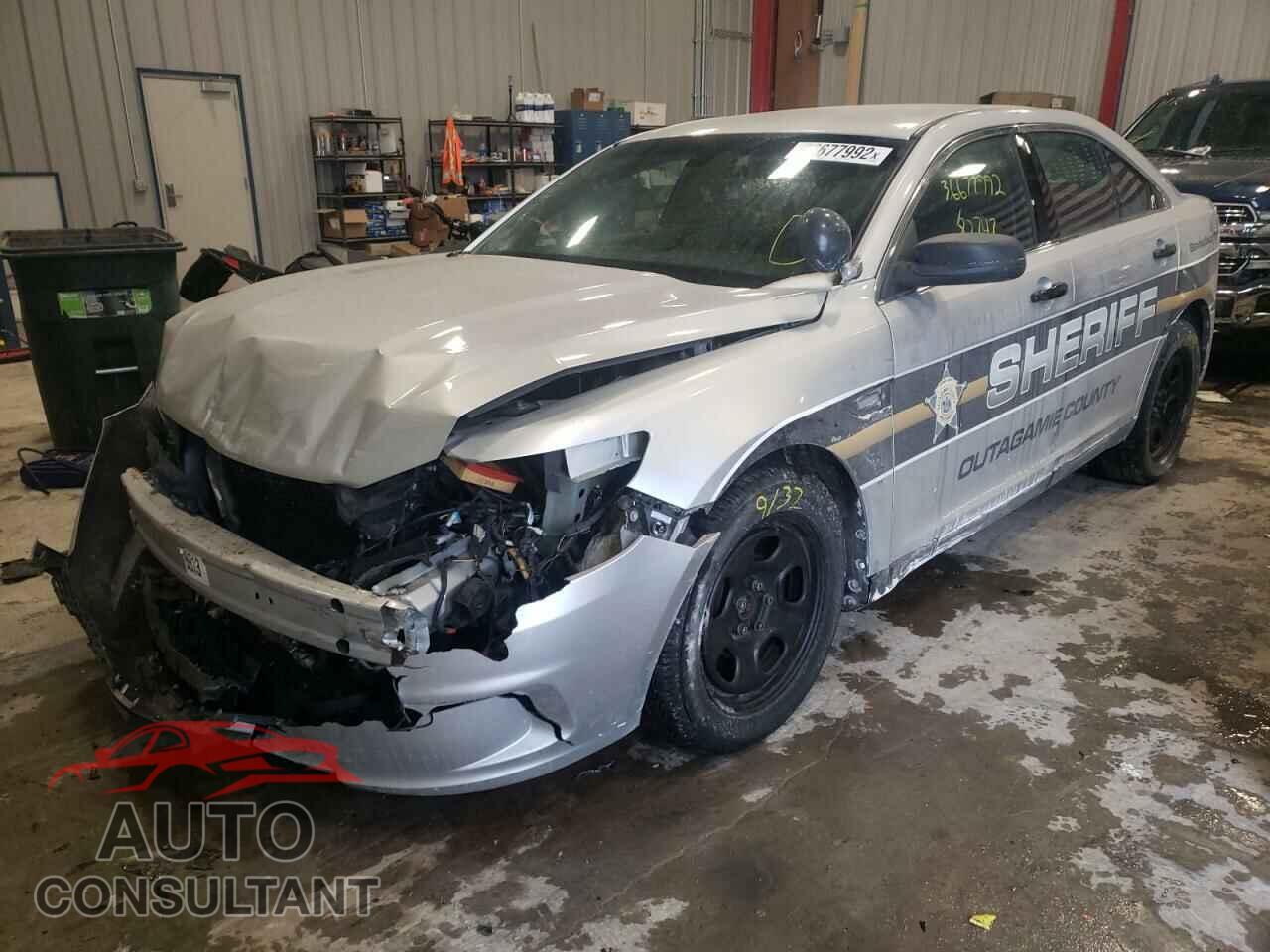 FORD TAURUS 2018 - 1FAHP2MK4JG114734