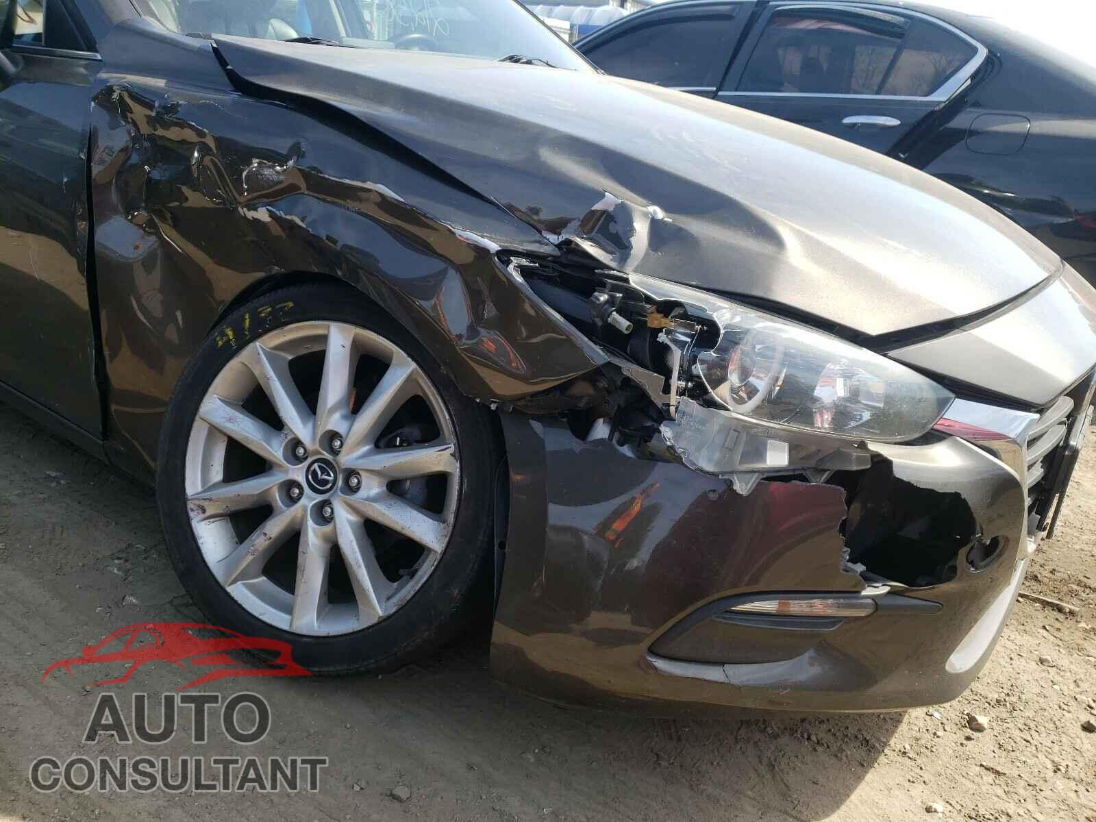 MAZDA 3 2017 - 3MZBN1V70HM145678