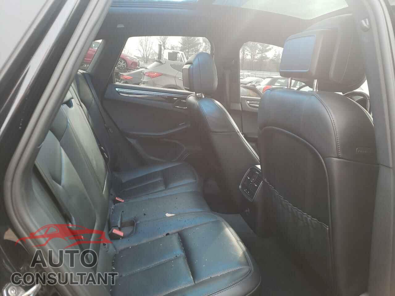 PORSCHE MACAN 2016 - WP1AB2A52GLB50395