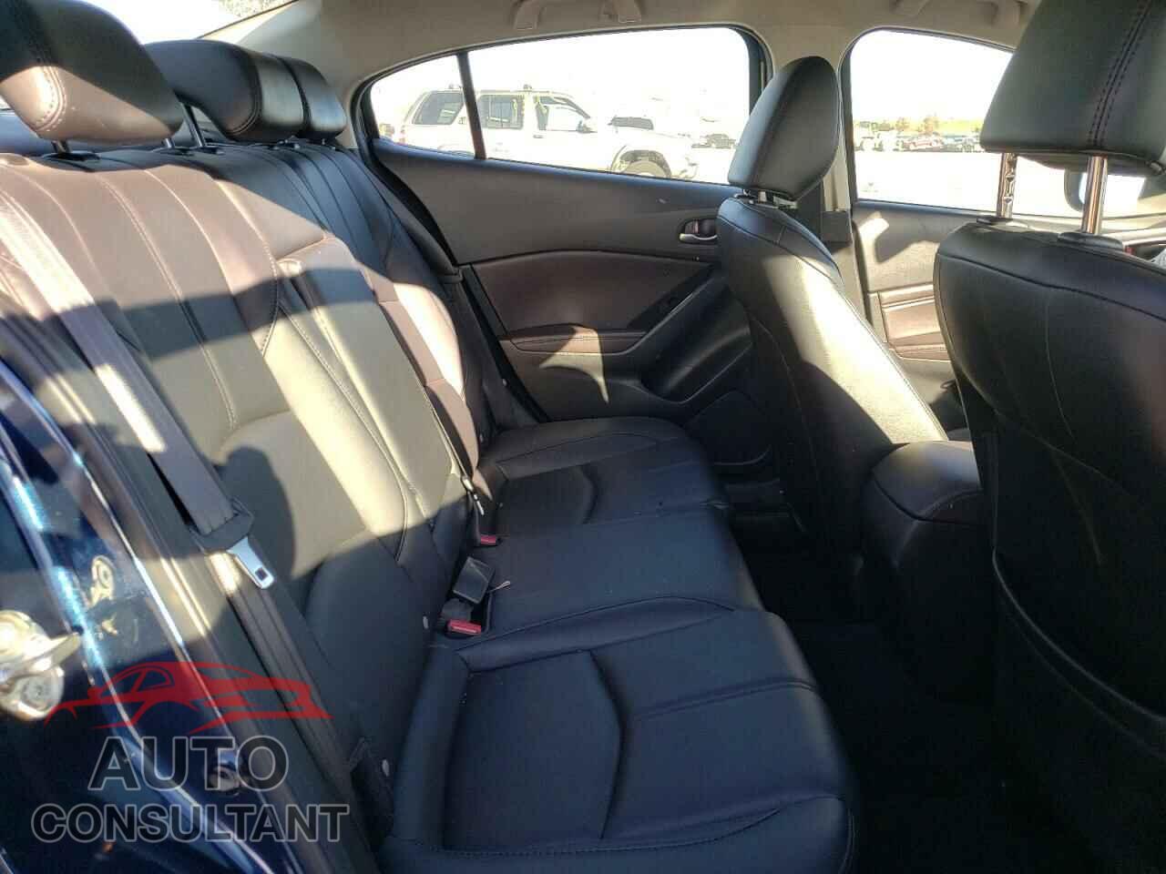 MAZDA 3 2017 - 3MZBN1V73HM152432