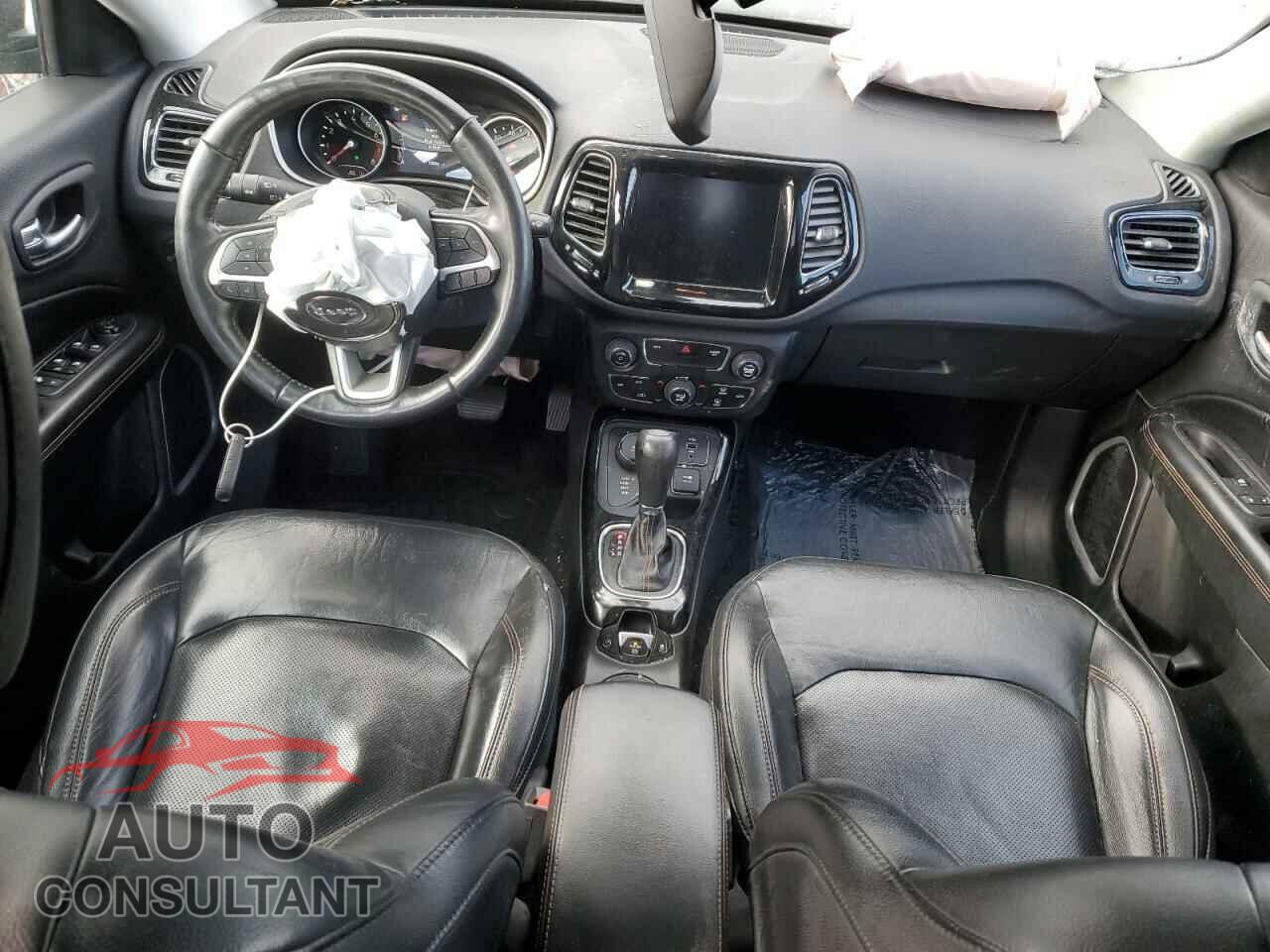 JEEP COMPASS 2018 - 3C4NJDCB3JT231566